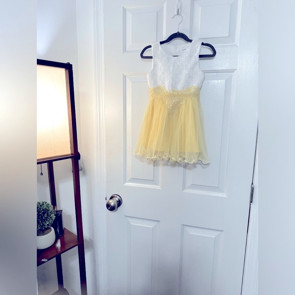 BEAUTEES SLEEVELESS DRESS